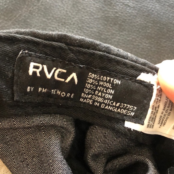 RVCA SnapBack “VA” Hat - Picture 3 of 4